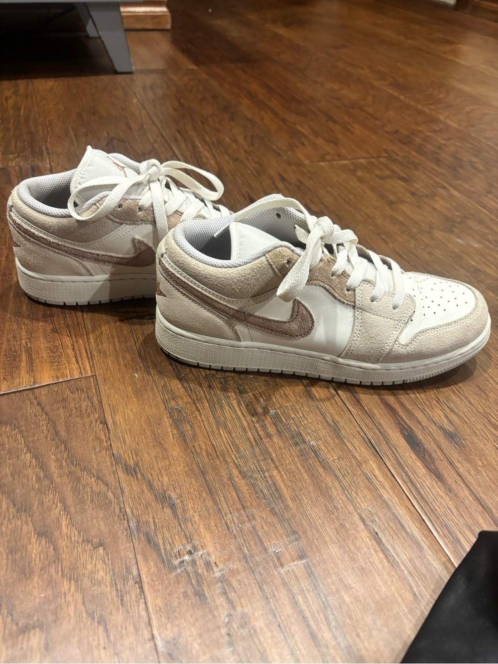 Nike Air Jordan Low Suede in White and Tan